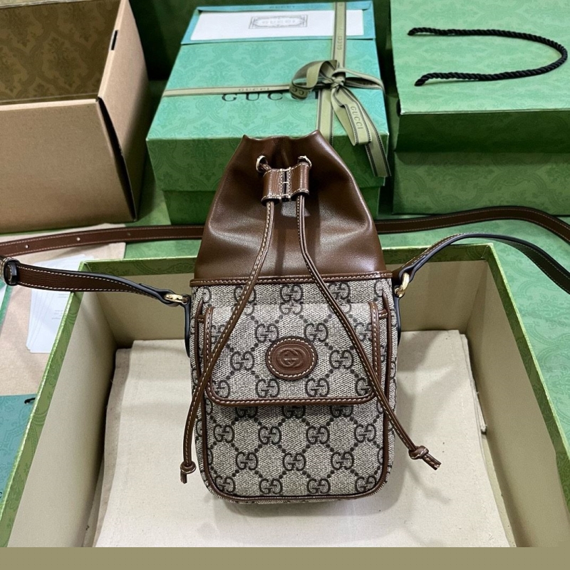 G*u*i bucket bags